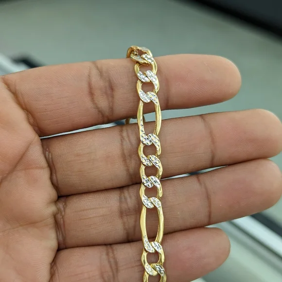 10kt Real Gold Figaro Diamond Cut Bracelet 8.1mm 8 Inch - Picture 8 of 11